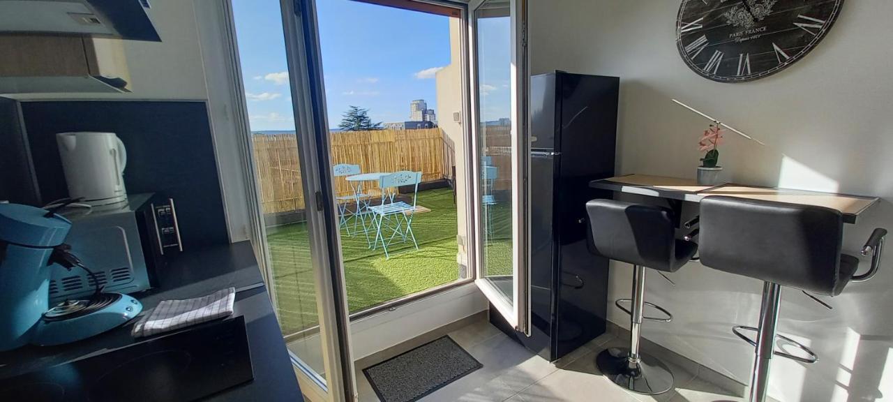 Le Belvedere Dernier Etage Avec Terrasse Wifi Fibre Apartamento Tarbes Exterior foto